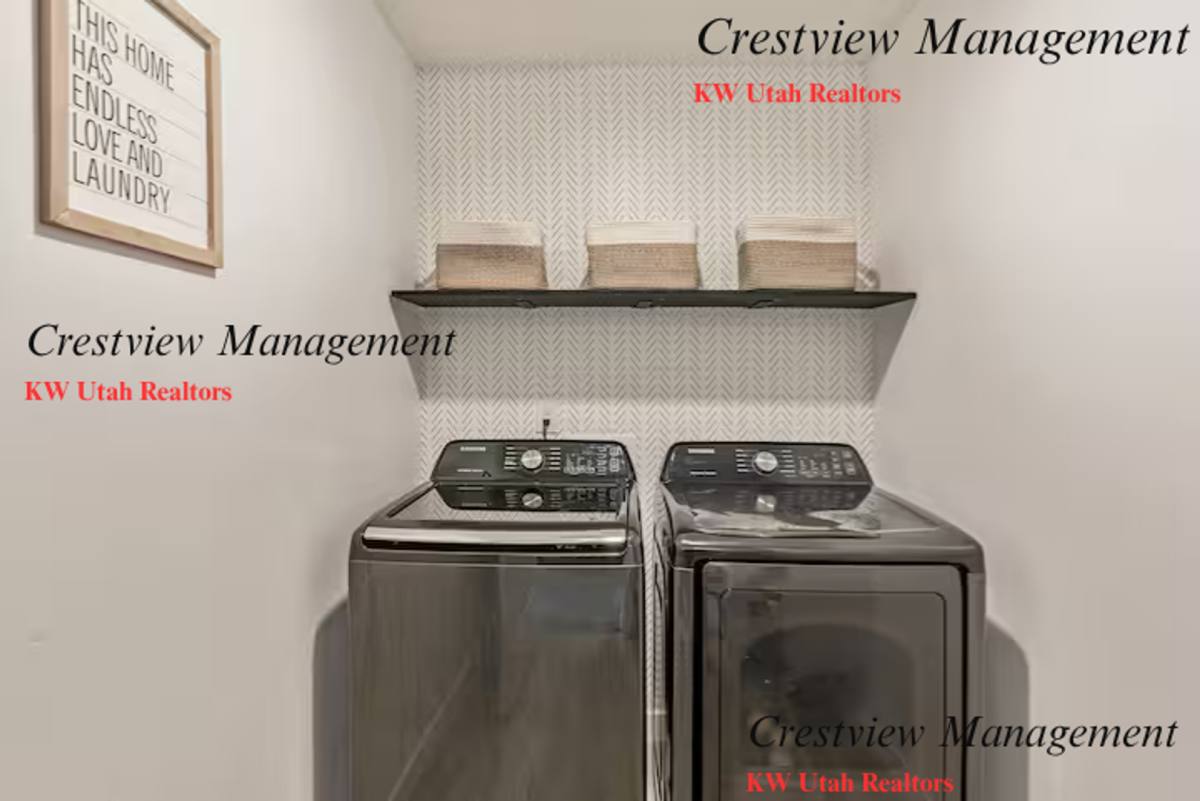 Townhouse for rent at 2803 N Airmen Ave, Layton, UT 84040