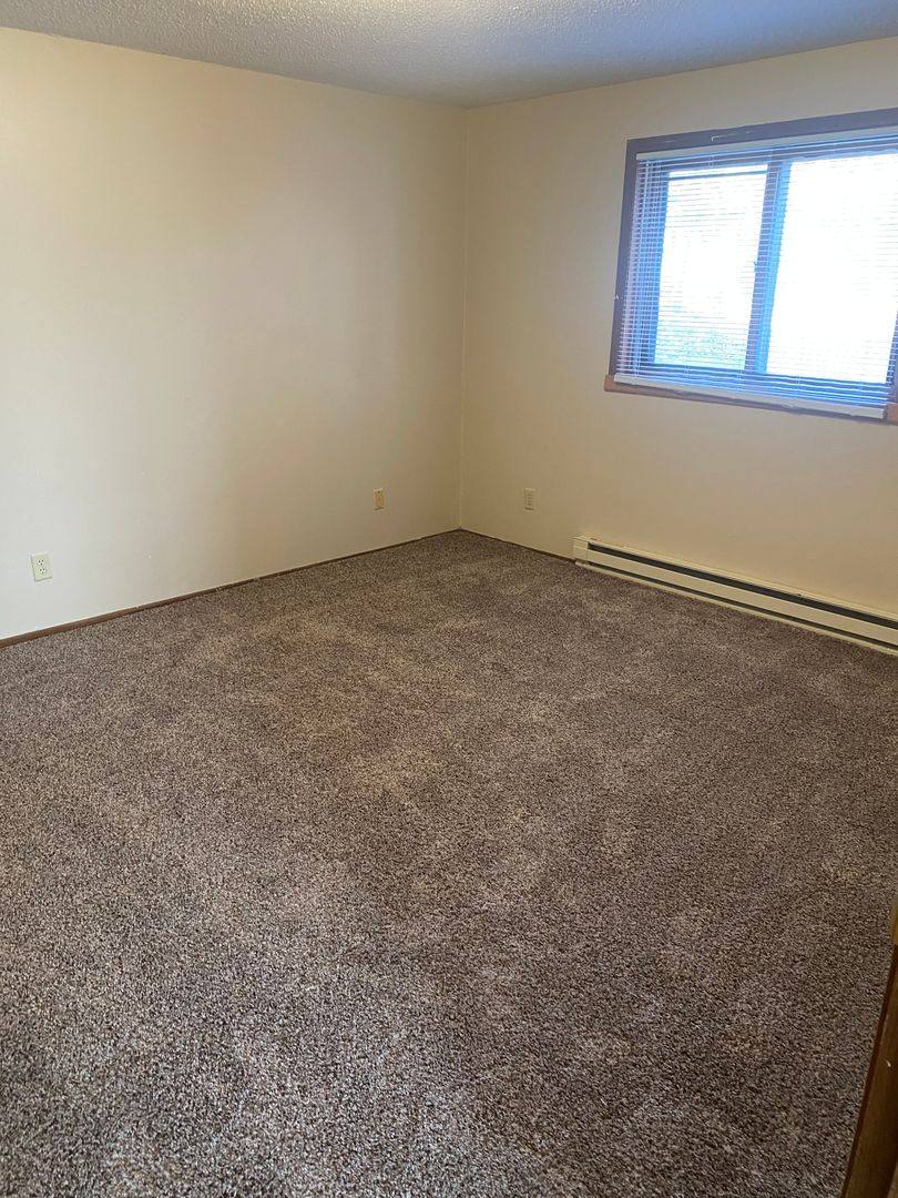 Apartment for rent at 1215 15th Ave N, Fargo, ND 58102