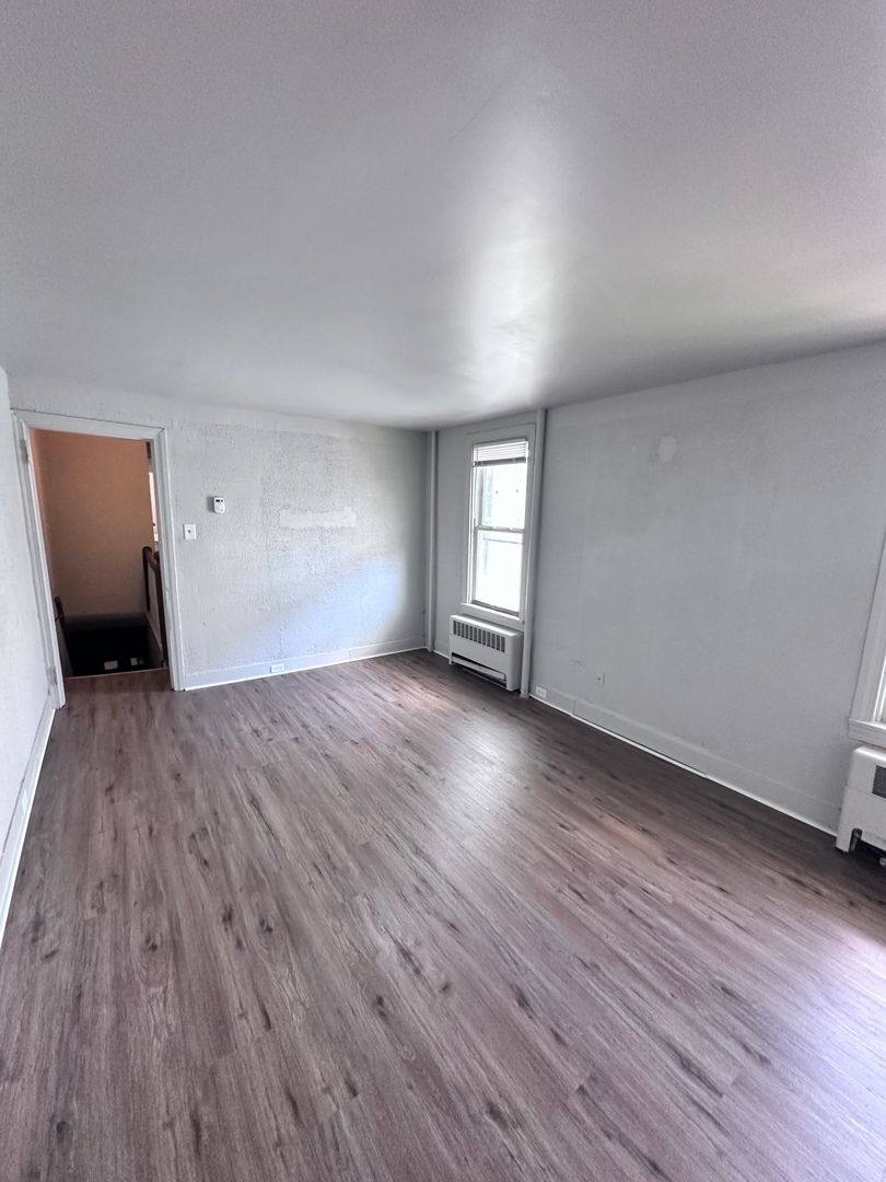Apartment for rent at 587 W Princess St, York, PA 17401