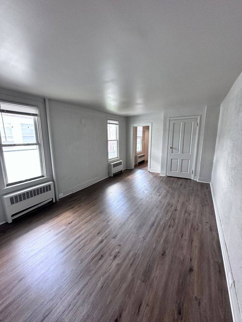 Apartment for rent at 587 W Princess St, York, PA 17401