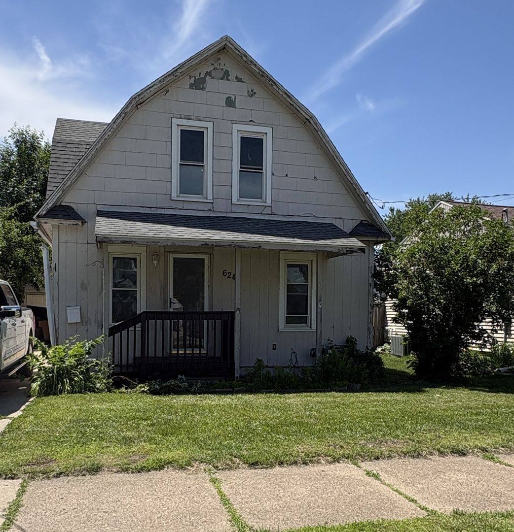 House for rent at 624 Magnolia Parkway, Waterloo, IA 50701