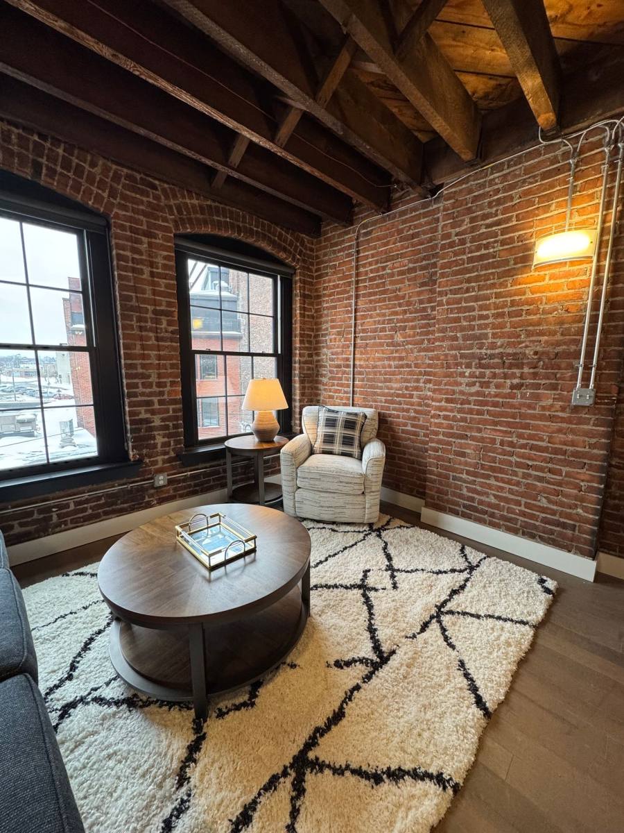 Apartment for rent at 123 Hotel St, Utica, NY 13502