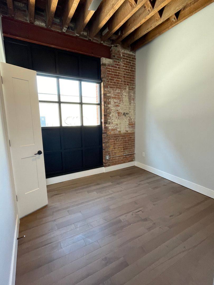 Apartment for rent at 123 Hotel St, Utica, NY 13502