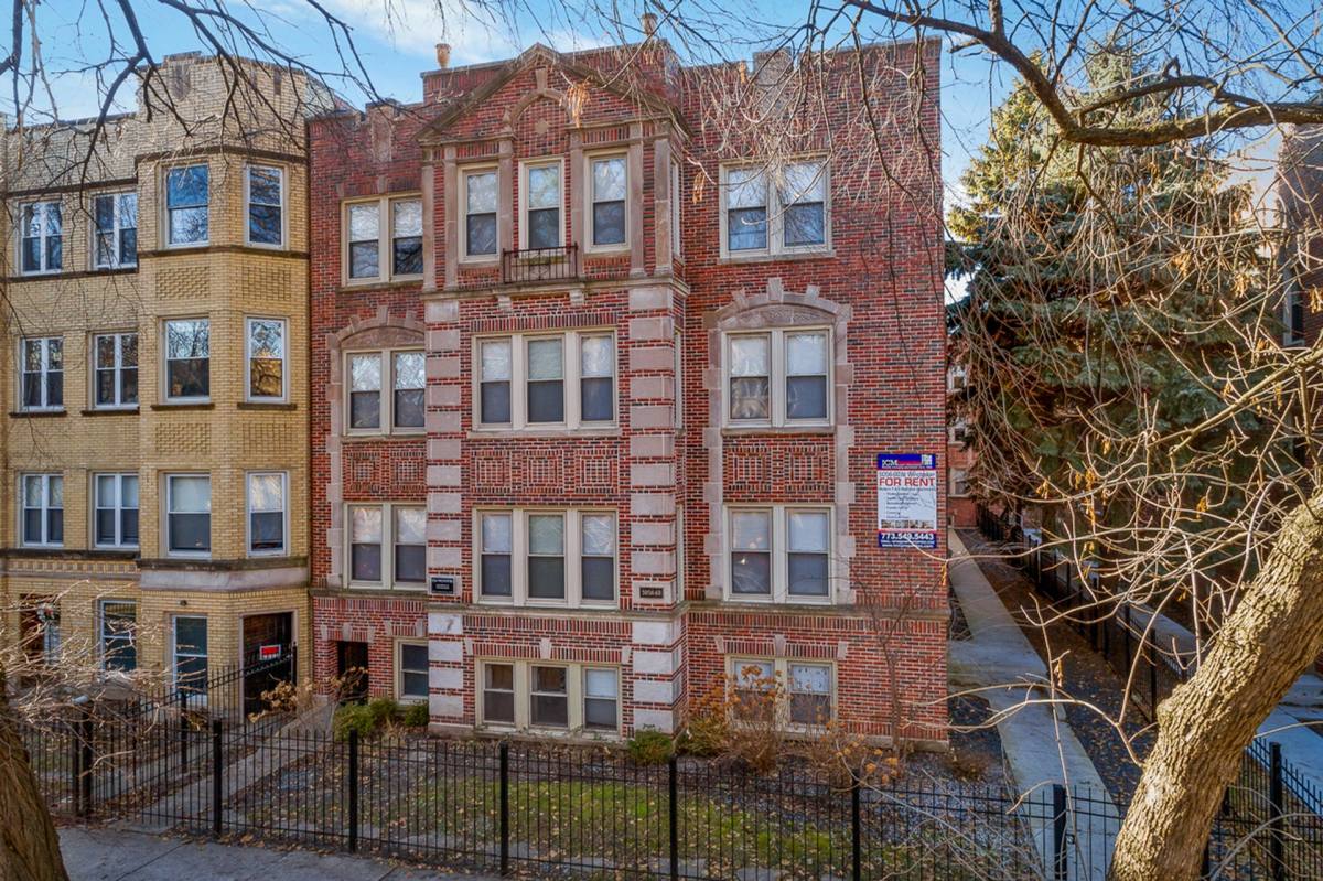 Apartment for rent at 5056 N Winchester Ave, Chicago, IL 60640