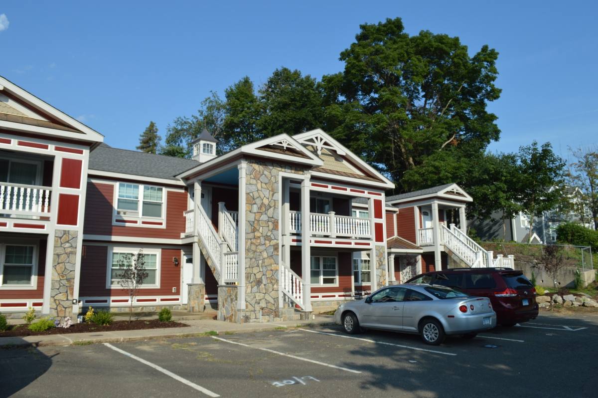Apartment for rent at 6 S St, Danbury, CT 06810