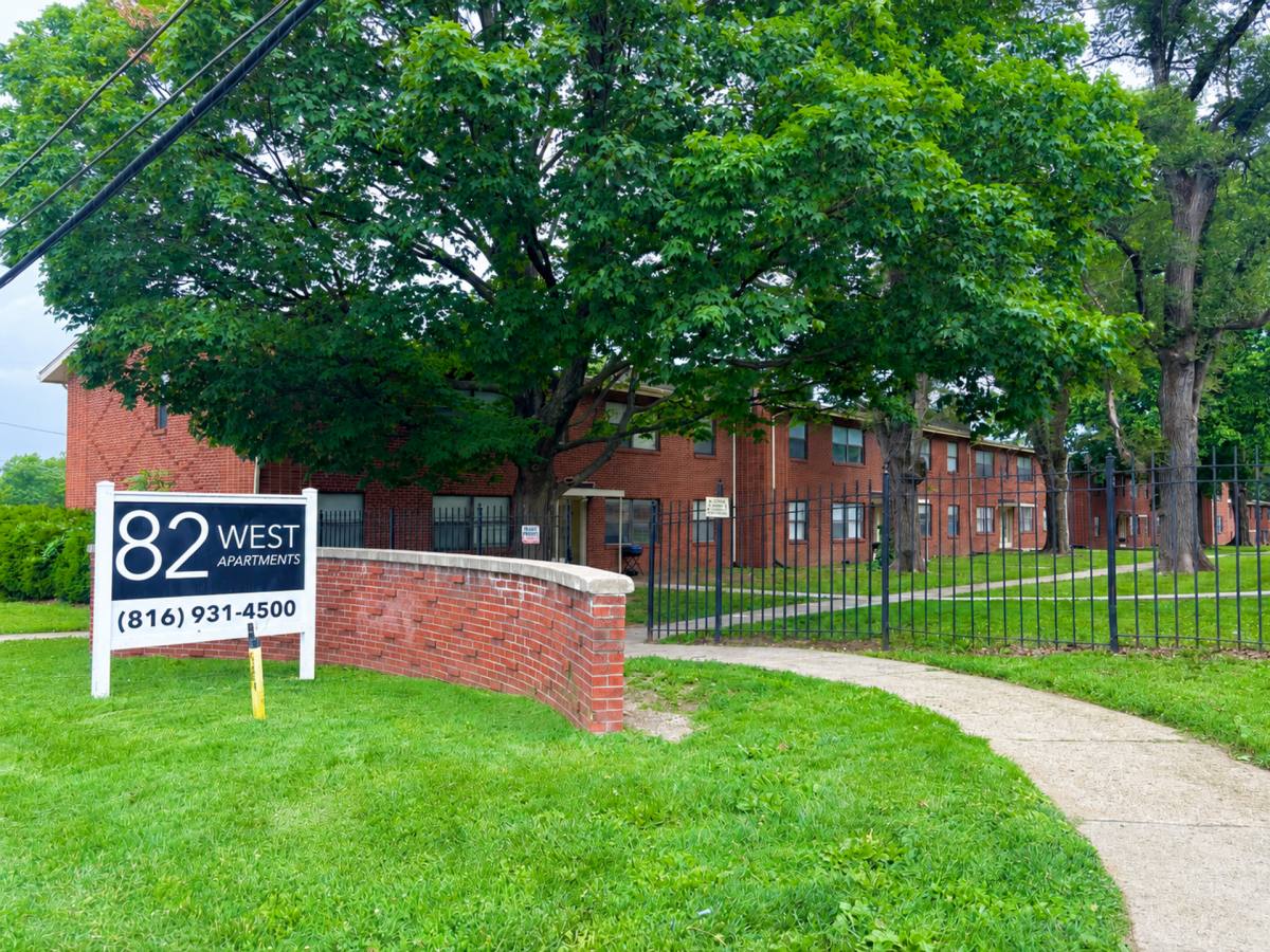 Apartment for rent at 8208 Troost Ave, Kansas City, MO 64131