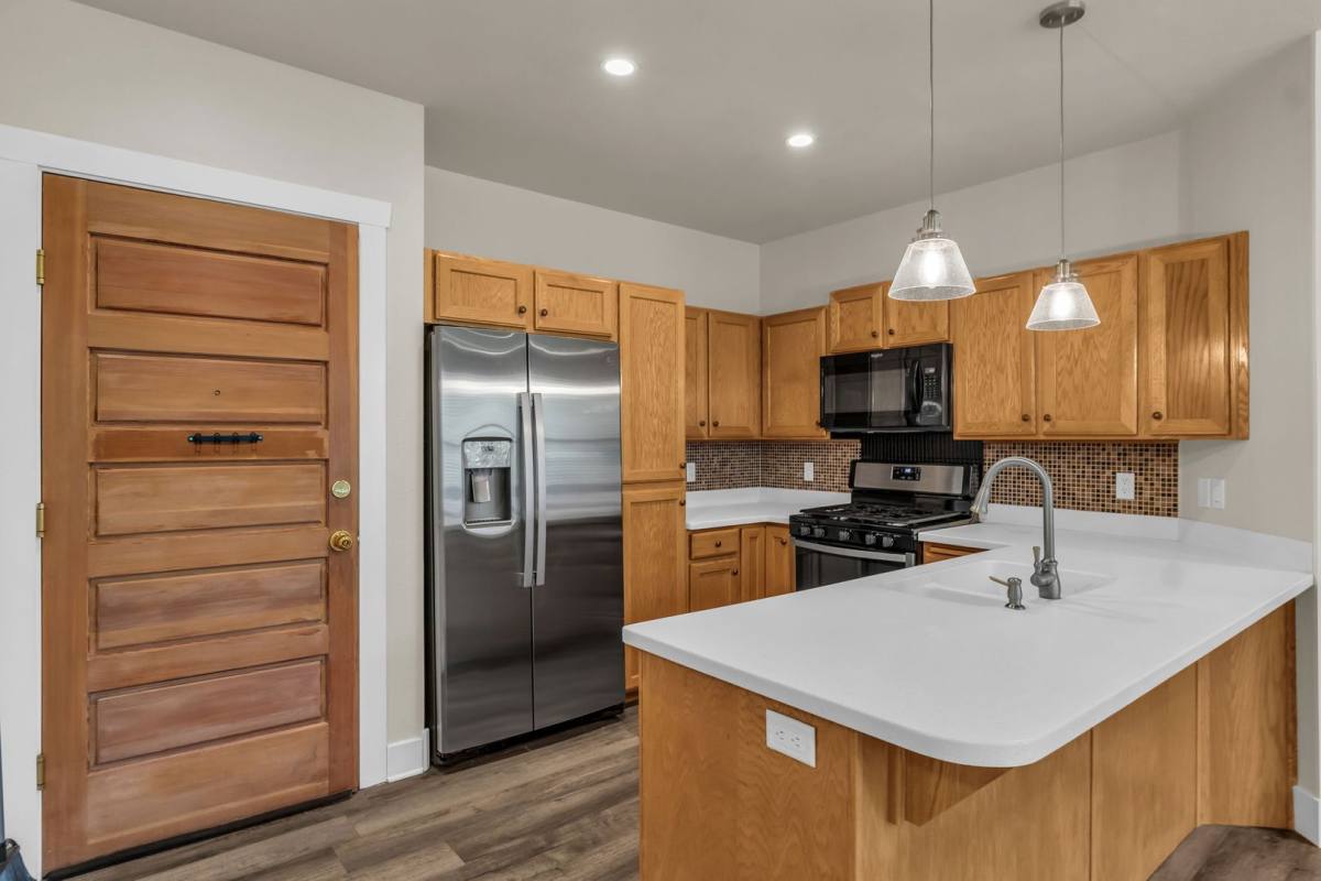 Condo for rent at 8381 Meadowview Court, Park City, UT 84098