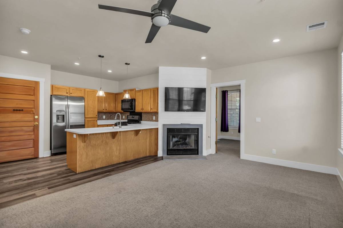 Condo for rent at 8381 Meadowview Court, Park City, UT 84098