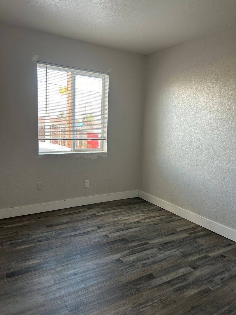 Apartment for rent at 2315 Willow Pass Rd, Pittsburg, CA 94565