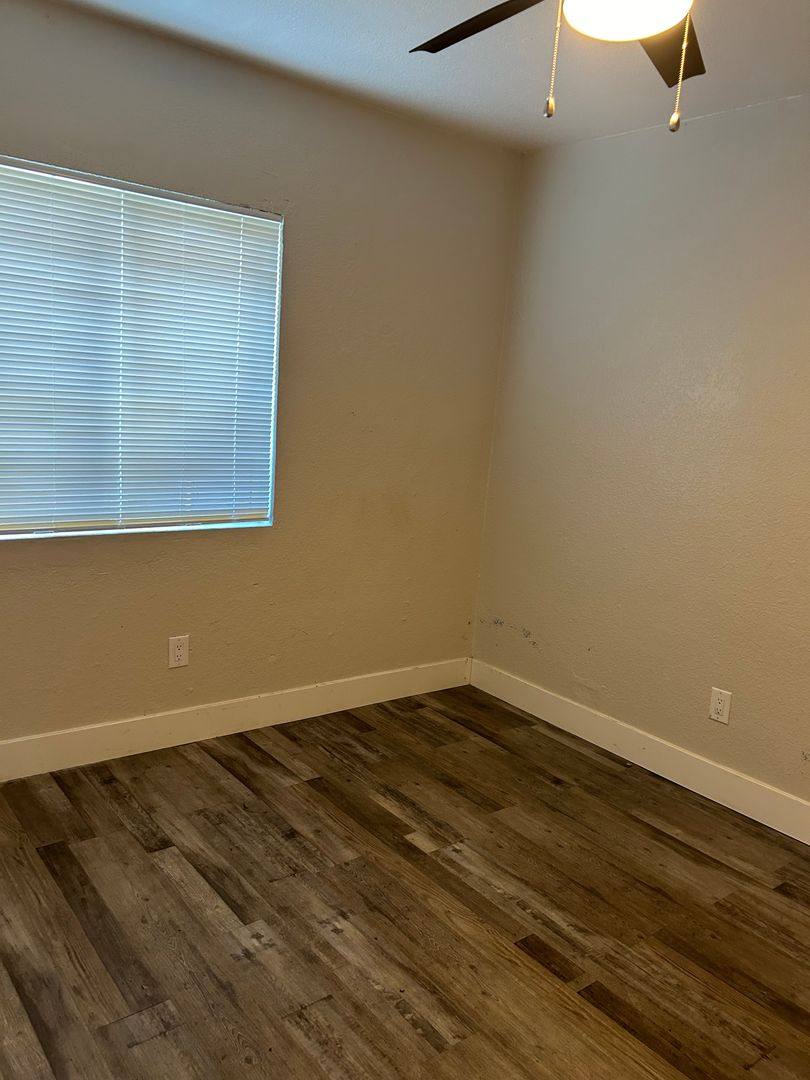 Apartment for rent at 2315 Willow Pass Rd, Pittsburg, CA 94565
