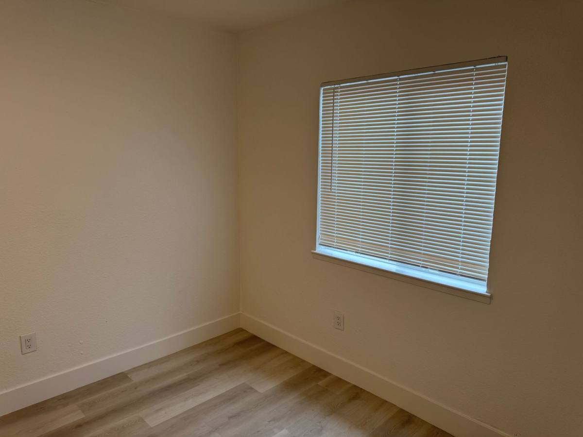 Apartment for rent at 2315 Willow Pass Rd, Pittsburg, CA 94565