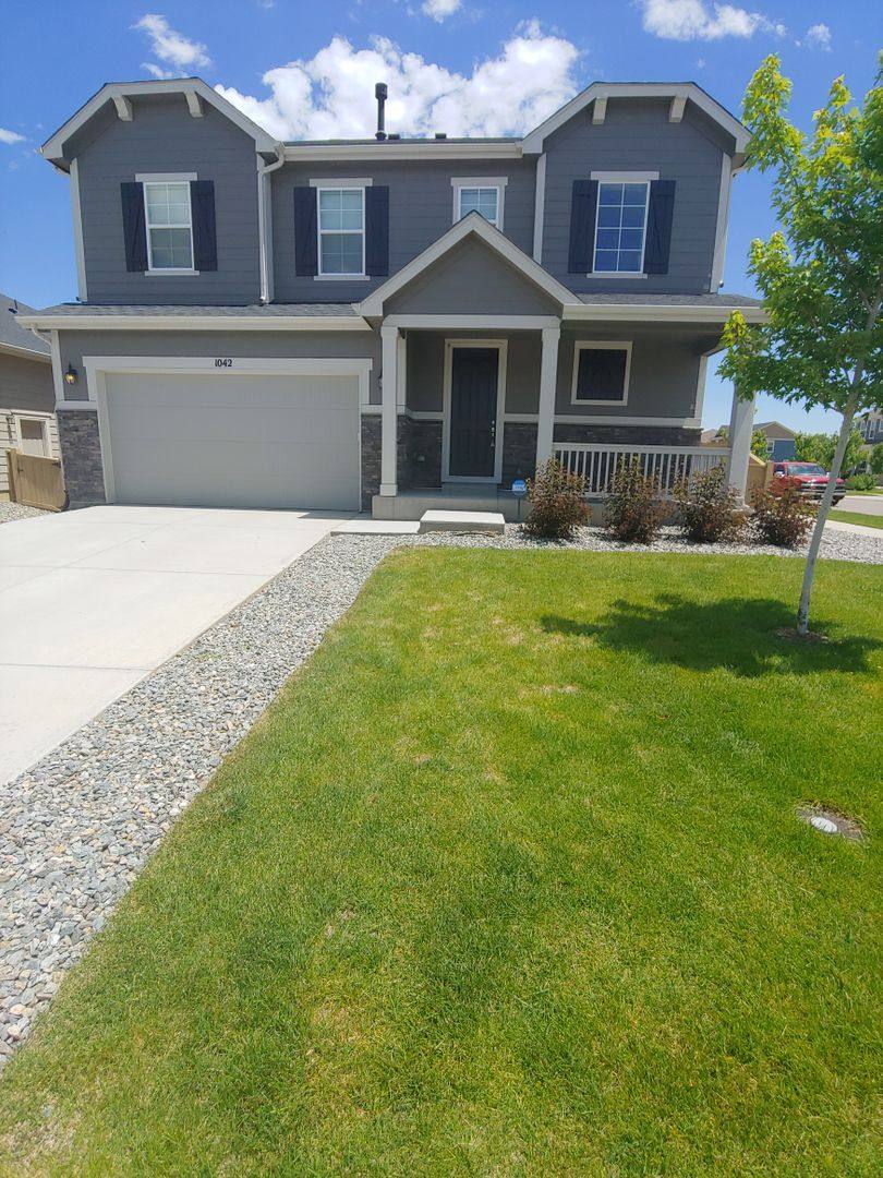 House for rent at 1042 Woodgate Court, Longmont, CO 80501