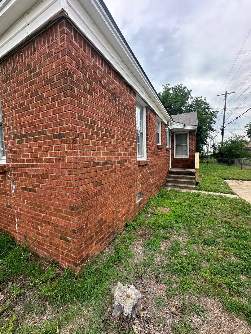 House for rent at 521 E Harmon, Oklahoma City, OK 73110
