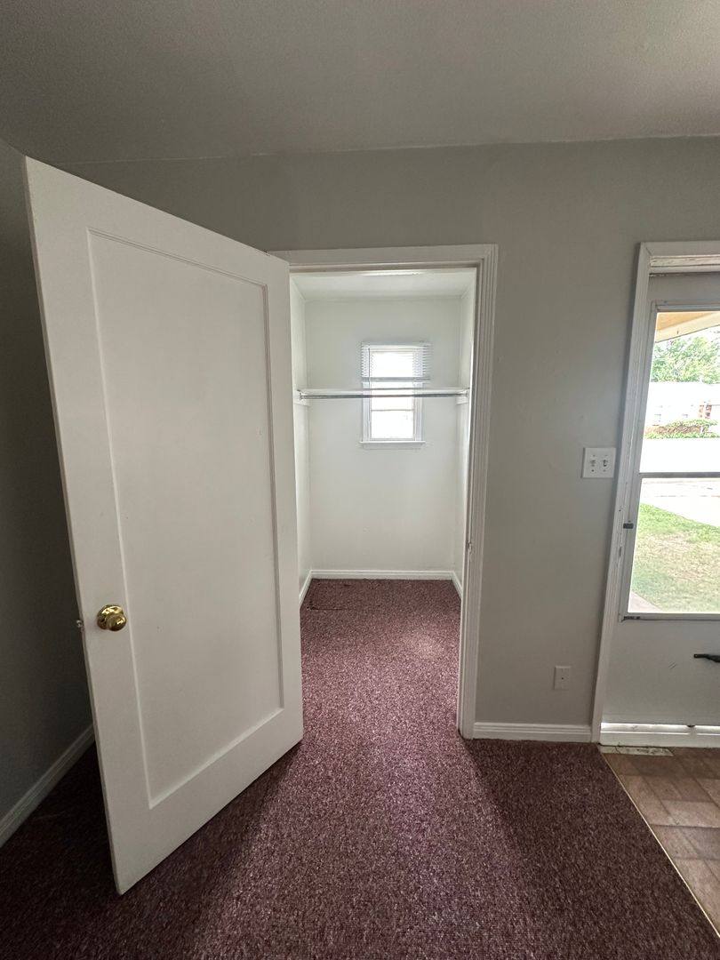 House for rent at 521 E Harmon, Oklahoma City, OK 73110
