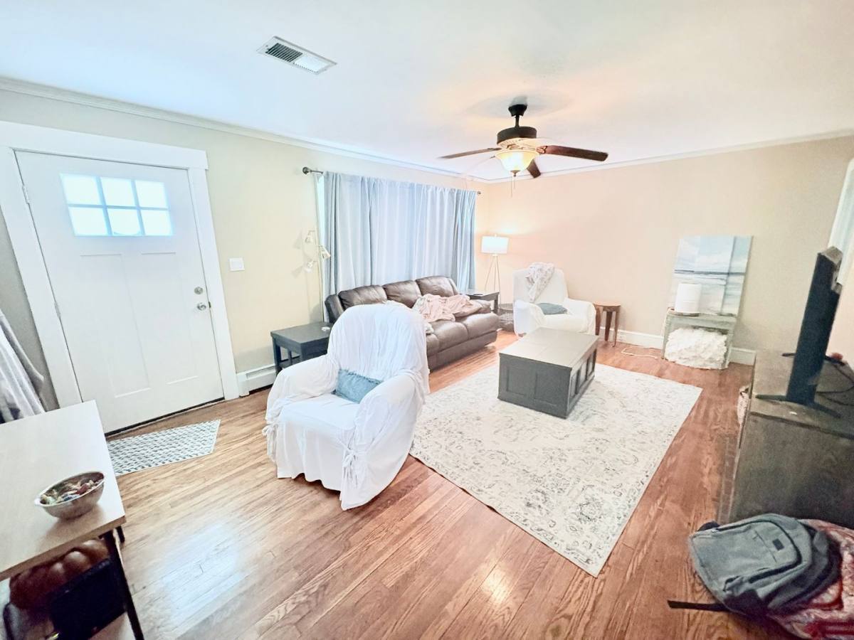 House for rent at 266 Riggs Dr, Clemson, SC 29631