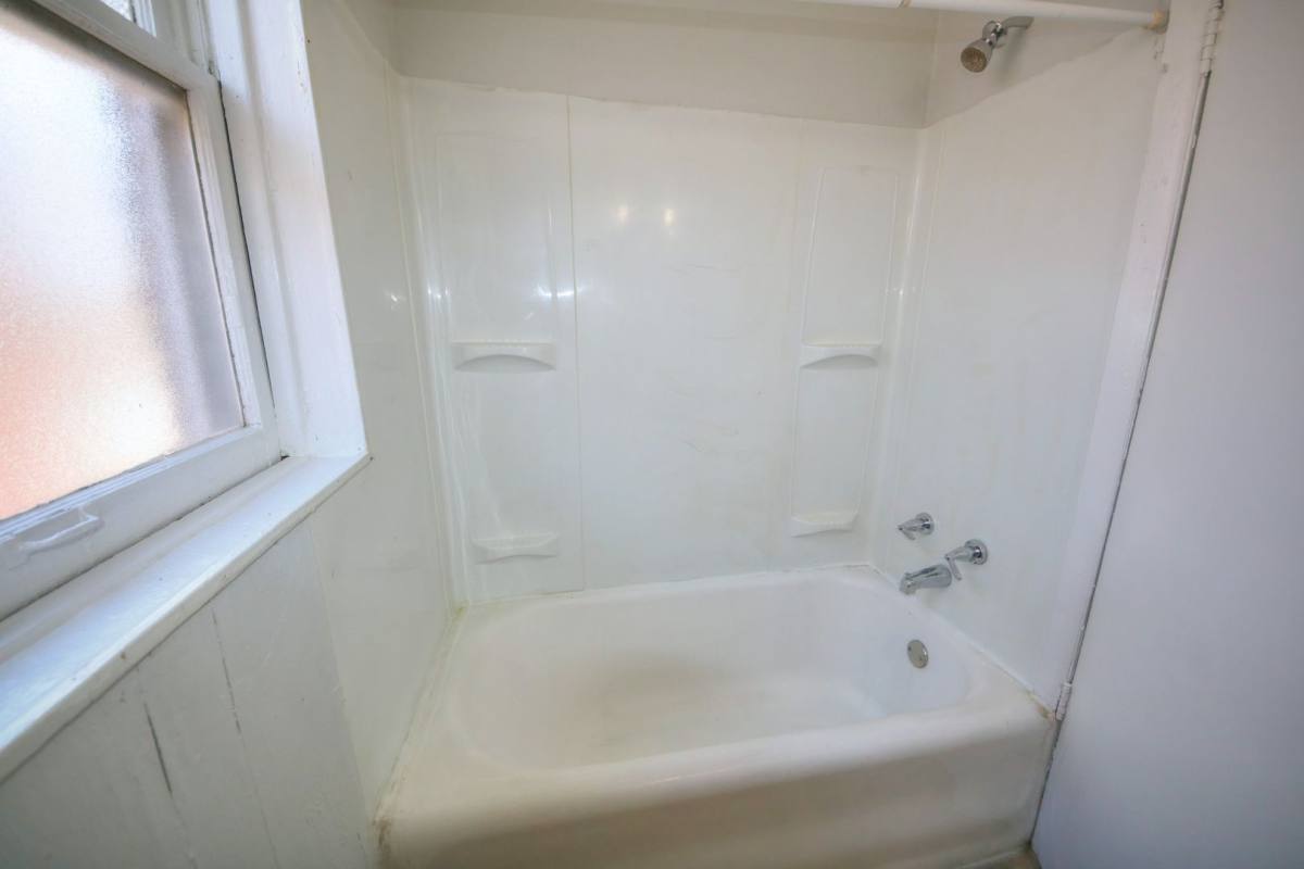 Apartment for rent at 4925-4927 Eichelberger St, Saint Louis, MO 63109