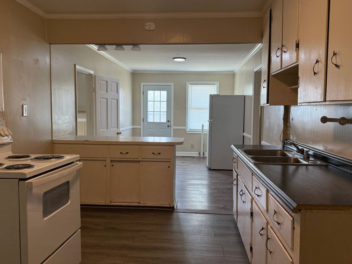 House for rent at 242 S Cherry Rd, Rock Hill, SC 29732