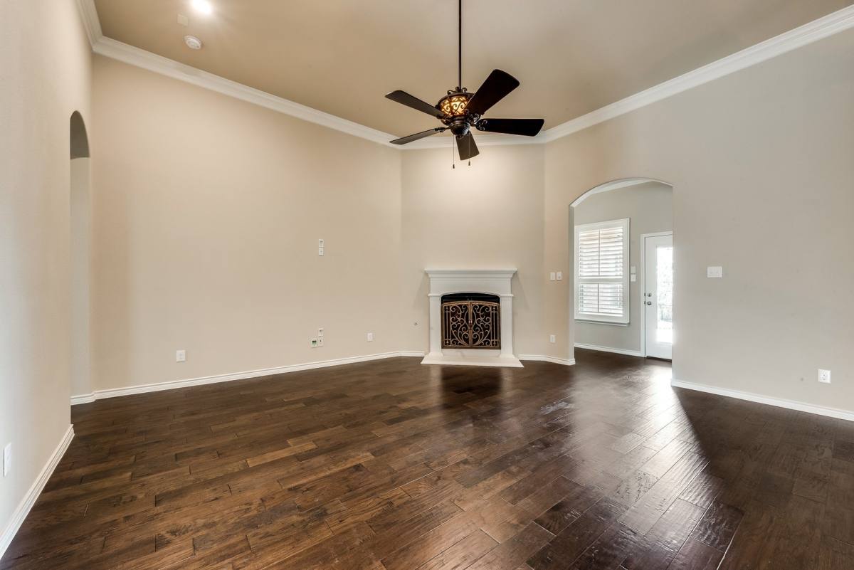 House for rent at 1321 Crescent Cove Dr, Rockwall, TX 75087
