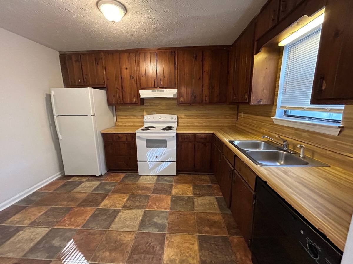 Apartment for rent at 8838 W Hills Court, Douglasville, GA 30134