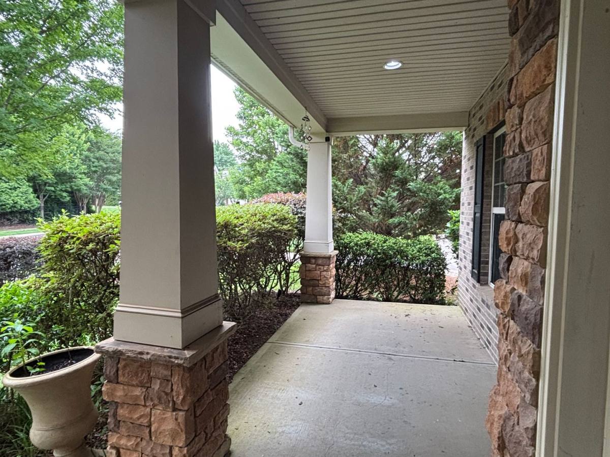 House for rent at 8811 Tamarron Dr, Charlotte, NC 28277
