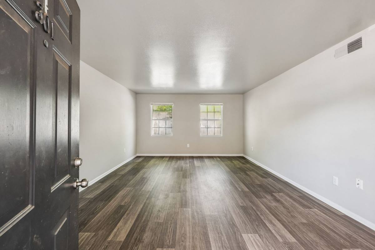 Apartment for rent at 830 Sunset Dr, Athens, GA 30606