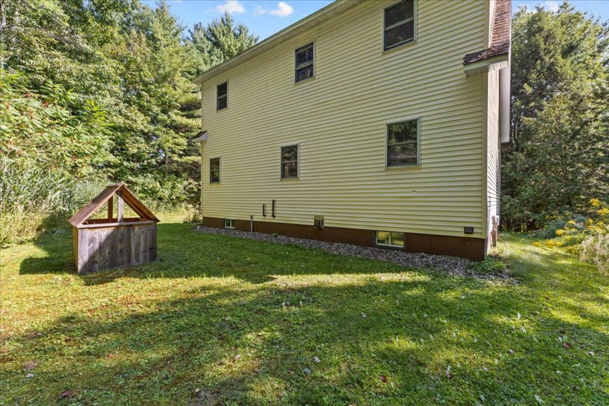 House for rent at 1672 Sweet Hollow Rd, Sheldon, VT 05483