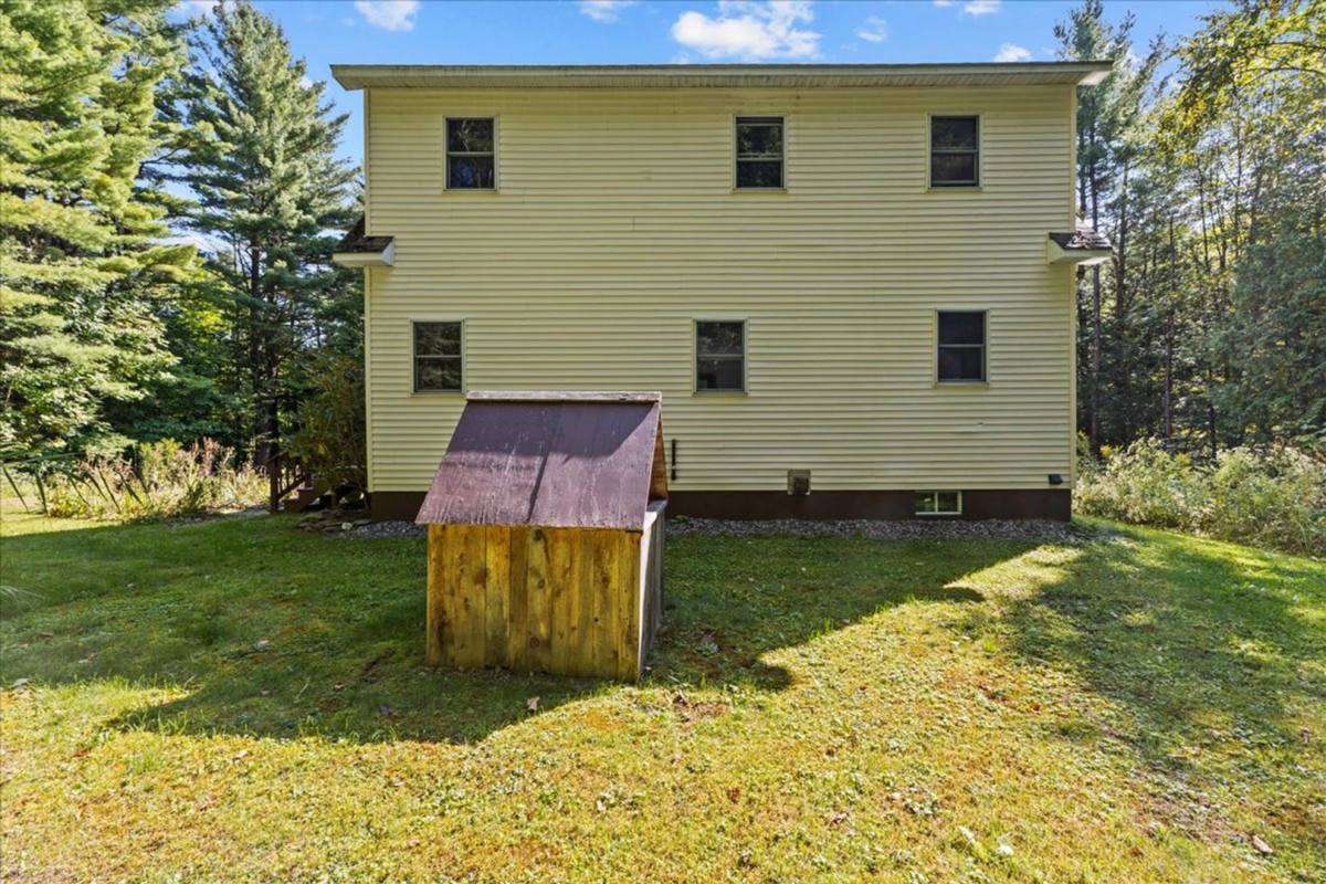 House for rent at 1672 Sweet Hollow Rd, Sheldon, VT 05483
