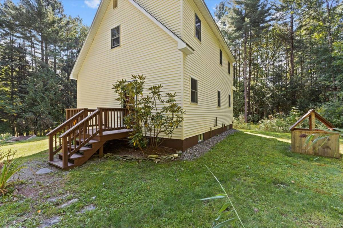 House for rent at 1672 Sweet Hollow Rd, Sheldon, VT 05483
