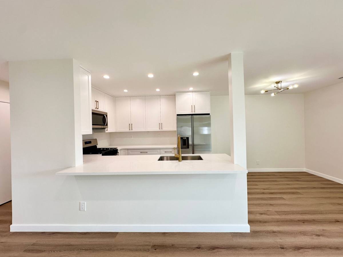 Apartment for rent at 1301 Stanley Ave, Glendale, CA 91206