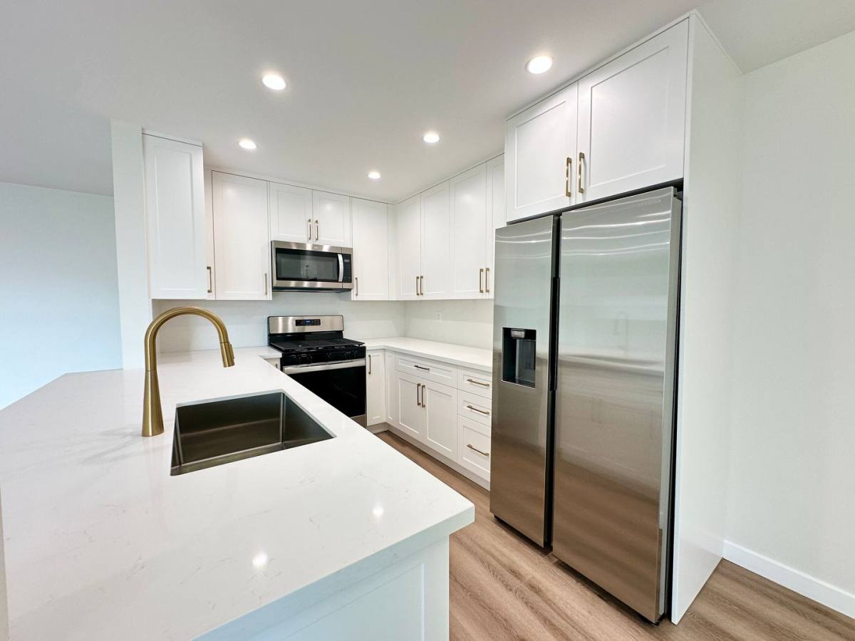 Apartment for rent at 1301 Stanley Ave, Glendale, CA 91206