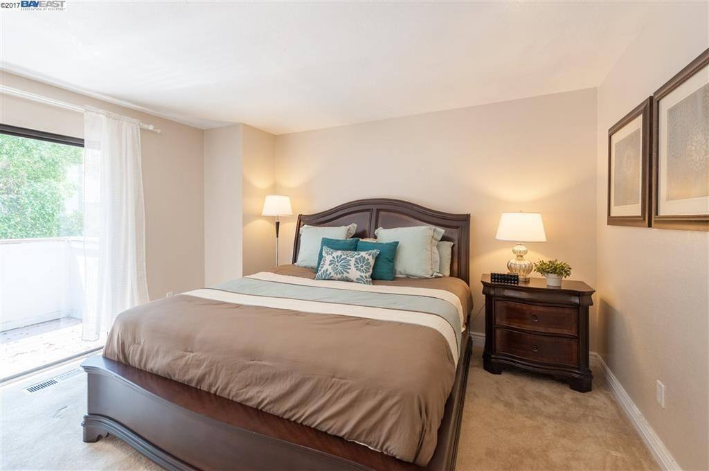Townhouse for rent at 6015 Joaquin Murieta Ave #B, Newark, CA 94560