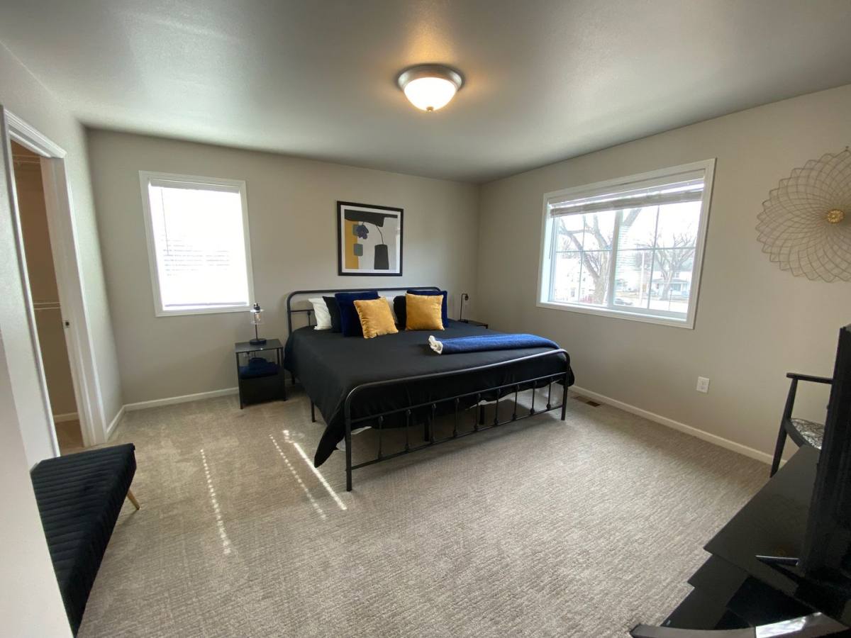 Townhouse for rent at 707 10th Ave N, Fargo, ND 58102