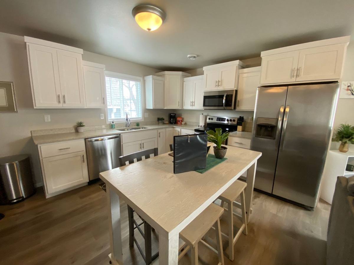 Townhouse for rent at 707 10th Ave N, Fargo, ND 58102