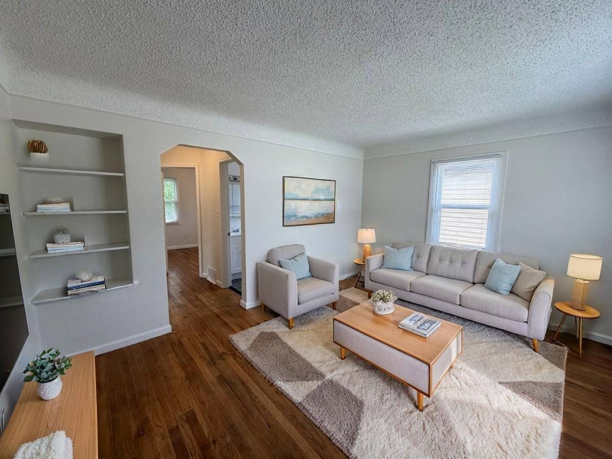 House for rent at 1821 Hanover, Lincoln Park, MI 48146
