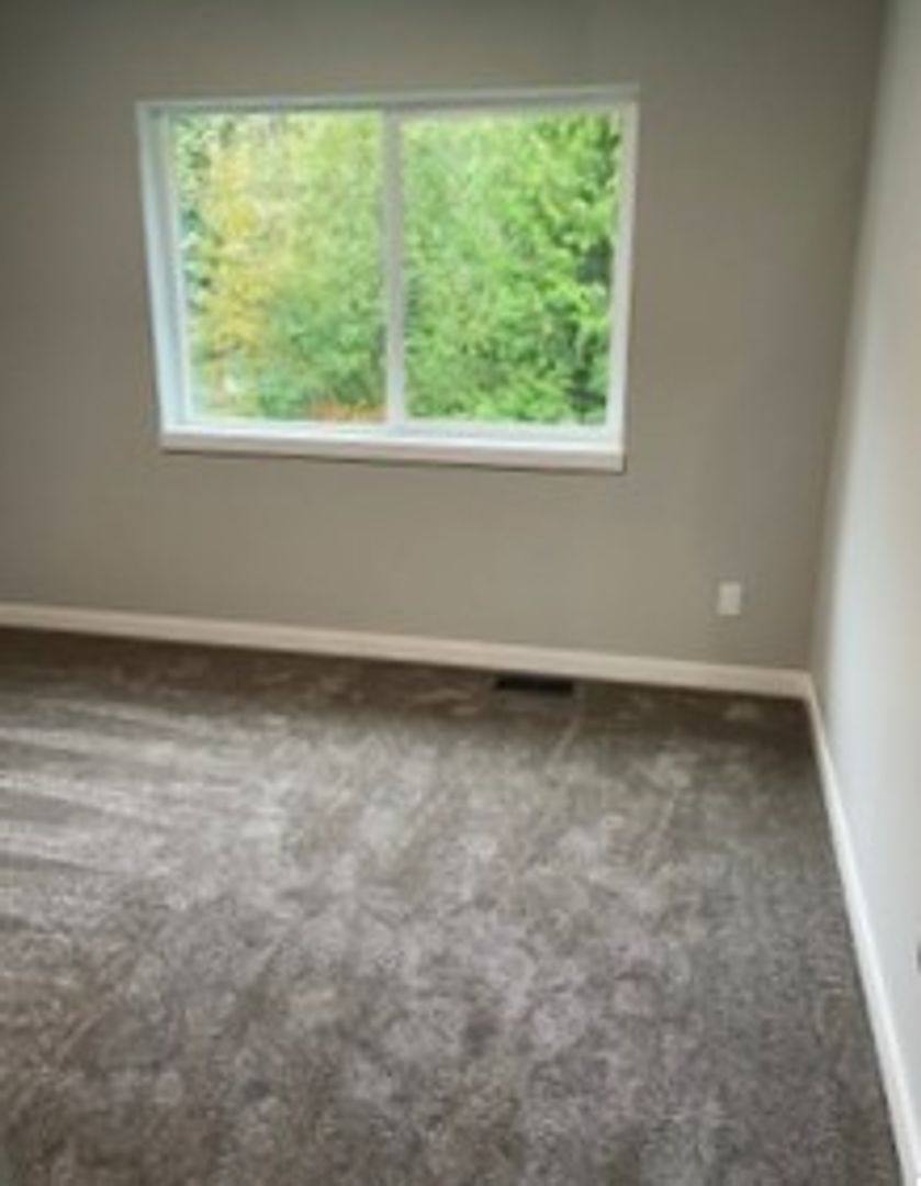 House for rent at 2728 Alvarado Dr, Bellingham, WA 98229