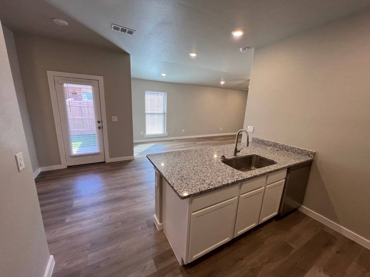 Apartment for rent at 2006 Corpus Ave, Wolfforth, TX 79382