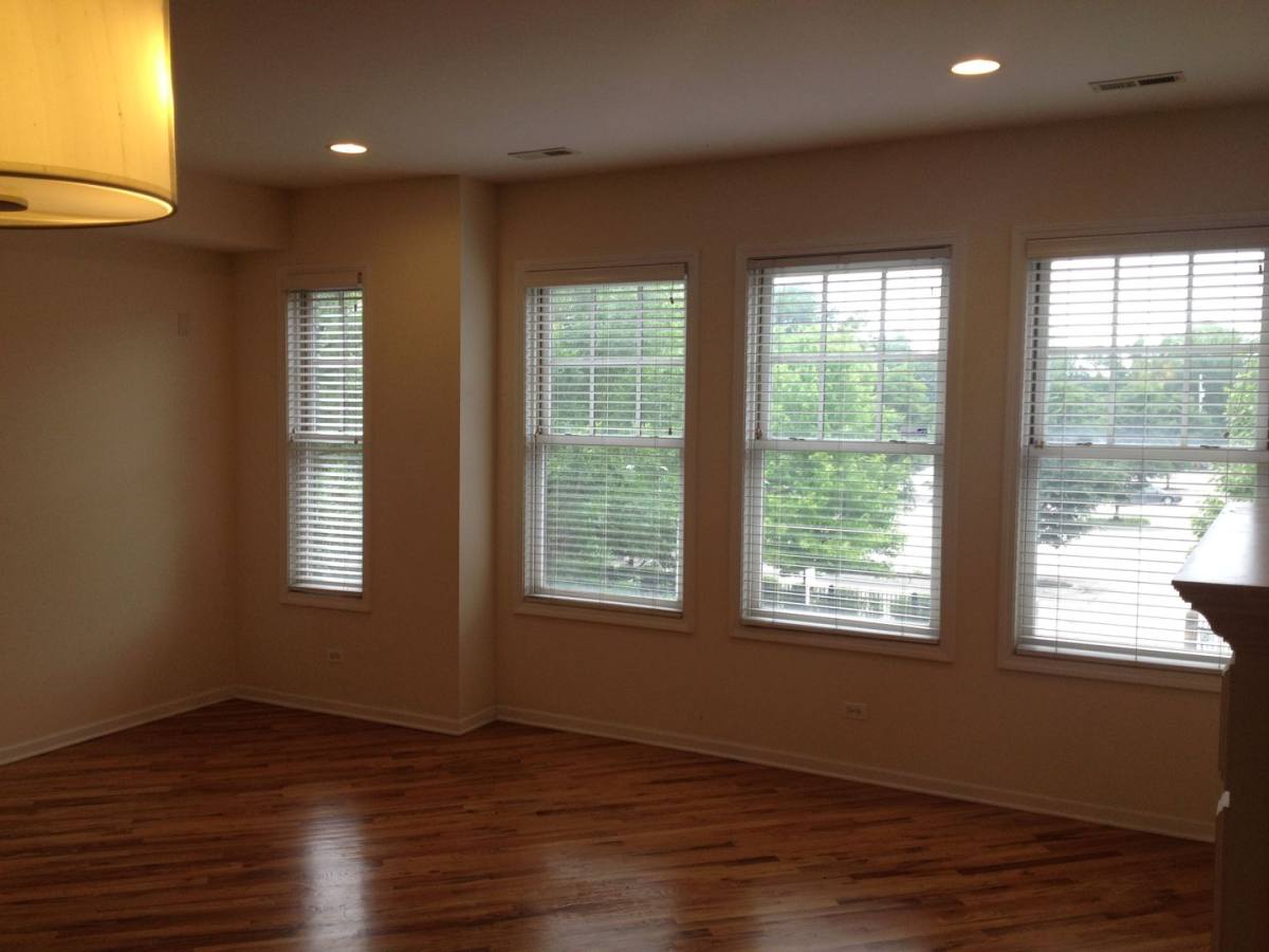 Apartment for rent at 1522-28 W Greenleaf, Chicago, IL 60626