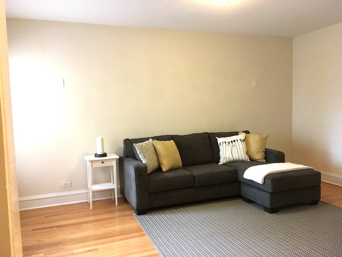 Apartment for rent at 6203-05 N Claremont, Chicago, IL 60659