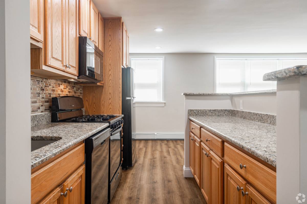 Apartment for rent at 434-436 Lincoln Ave, Orange, NJ 07050