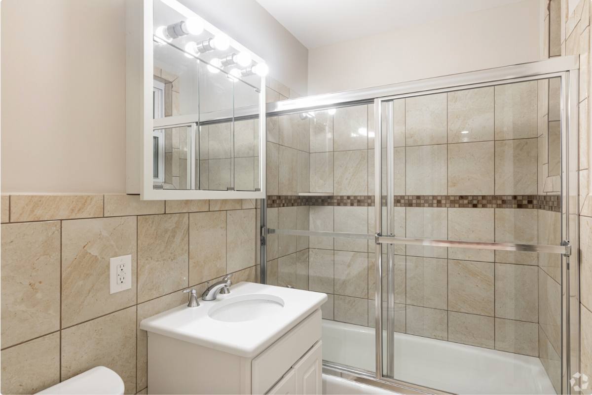 Apartment for rent at 434-436 Lincoln Ave, Orange, NJ 07050