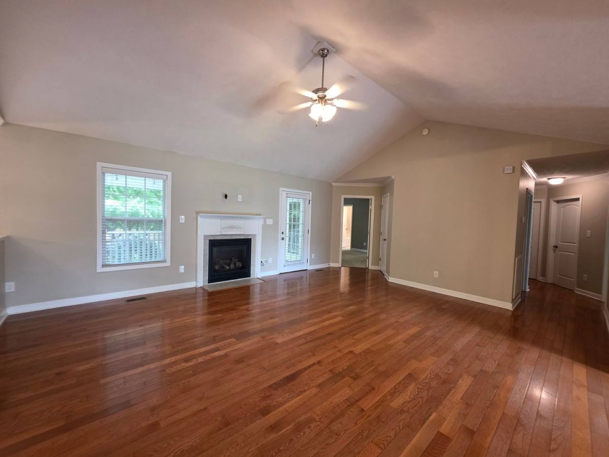 House for rent at 205 Woodberry Place, Jacksonville, NC 28540