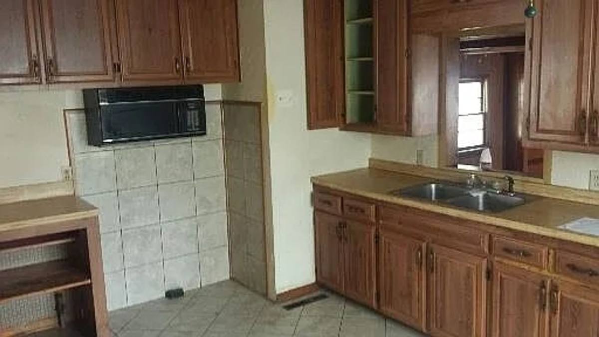 Apartment for rent at 2907 S Fern St, Wichita, KS 67217