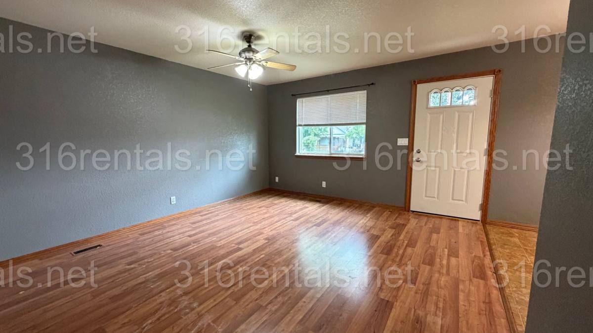 House for rent at 421 E 15th, Augusta, KS 67010