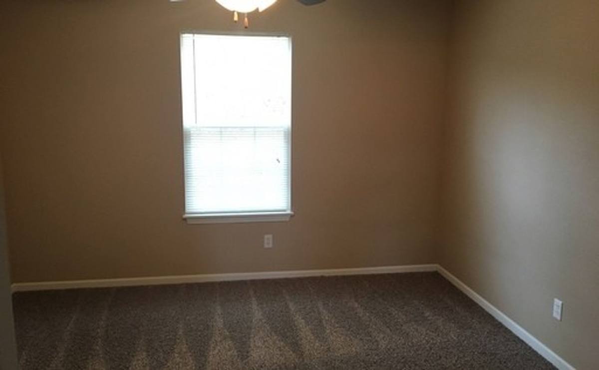 Apartment for rent at 20901 Humanity Lane, Saint Robert, MO 65584