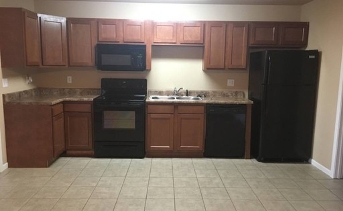 Apartment for rent at 20901 Humanity Lane, Saint Robert, MO 65584