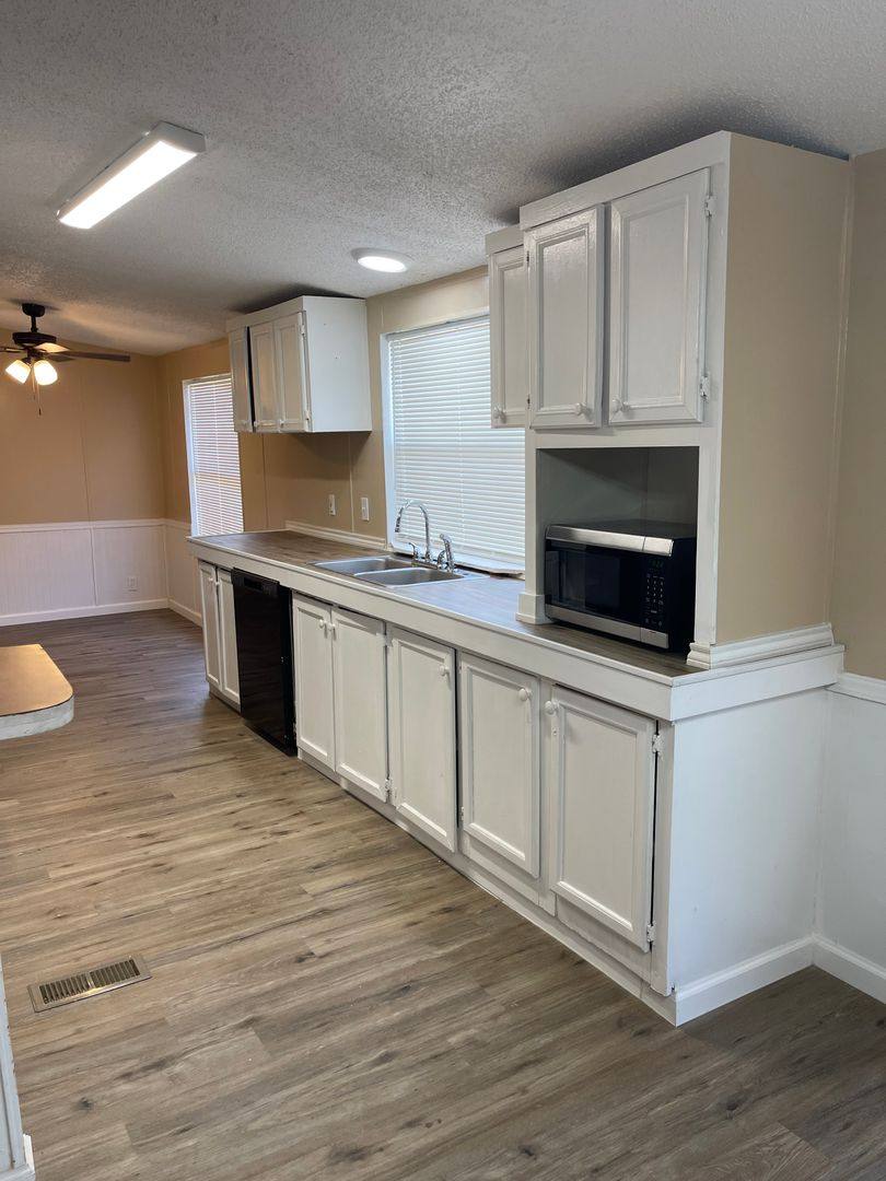 Apartment for rent at 629 Buck Trail, Canyon Lake, TX 78133