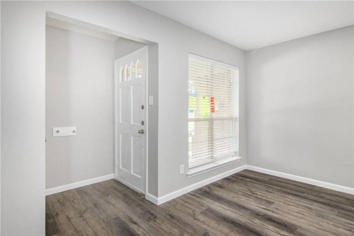 House for rent at 2808 Golfing Green Dr, Dallas, TX 75234