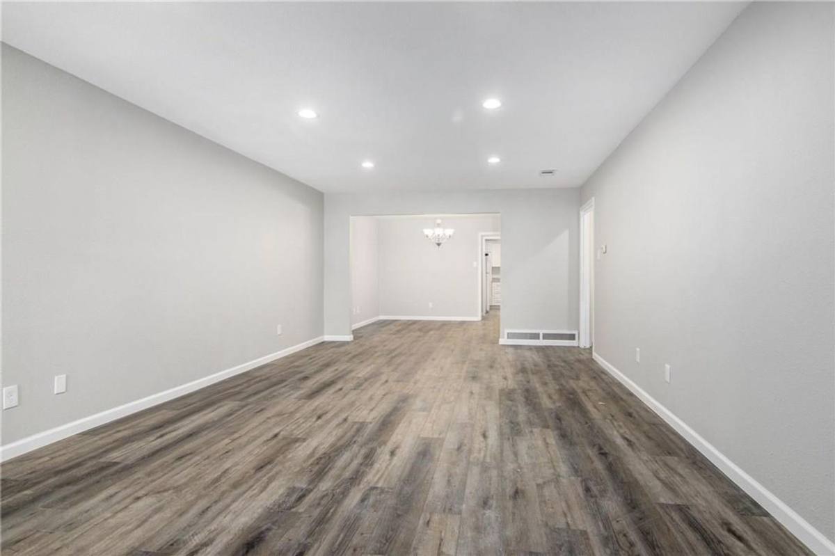 House for rent at 2808 Golfing Green Dr, Dallas, TX 75234