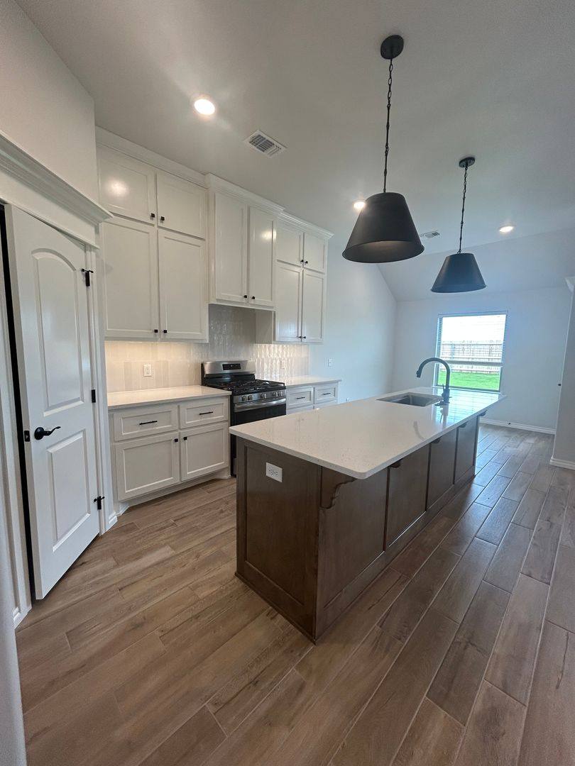 House for rent at 2300 NW 170th St, Edmond, OK 73012