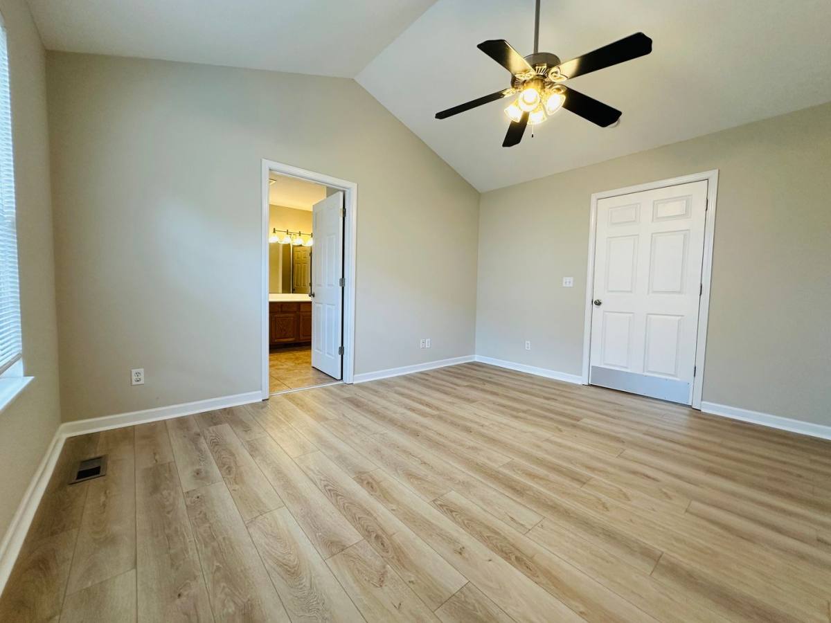 Townhouse for rent at 806 Blue Spruce Way, Knoxville, TN 37912